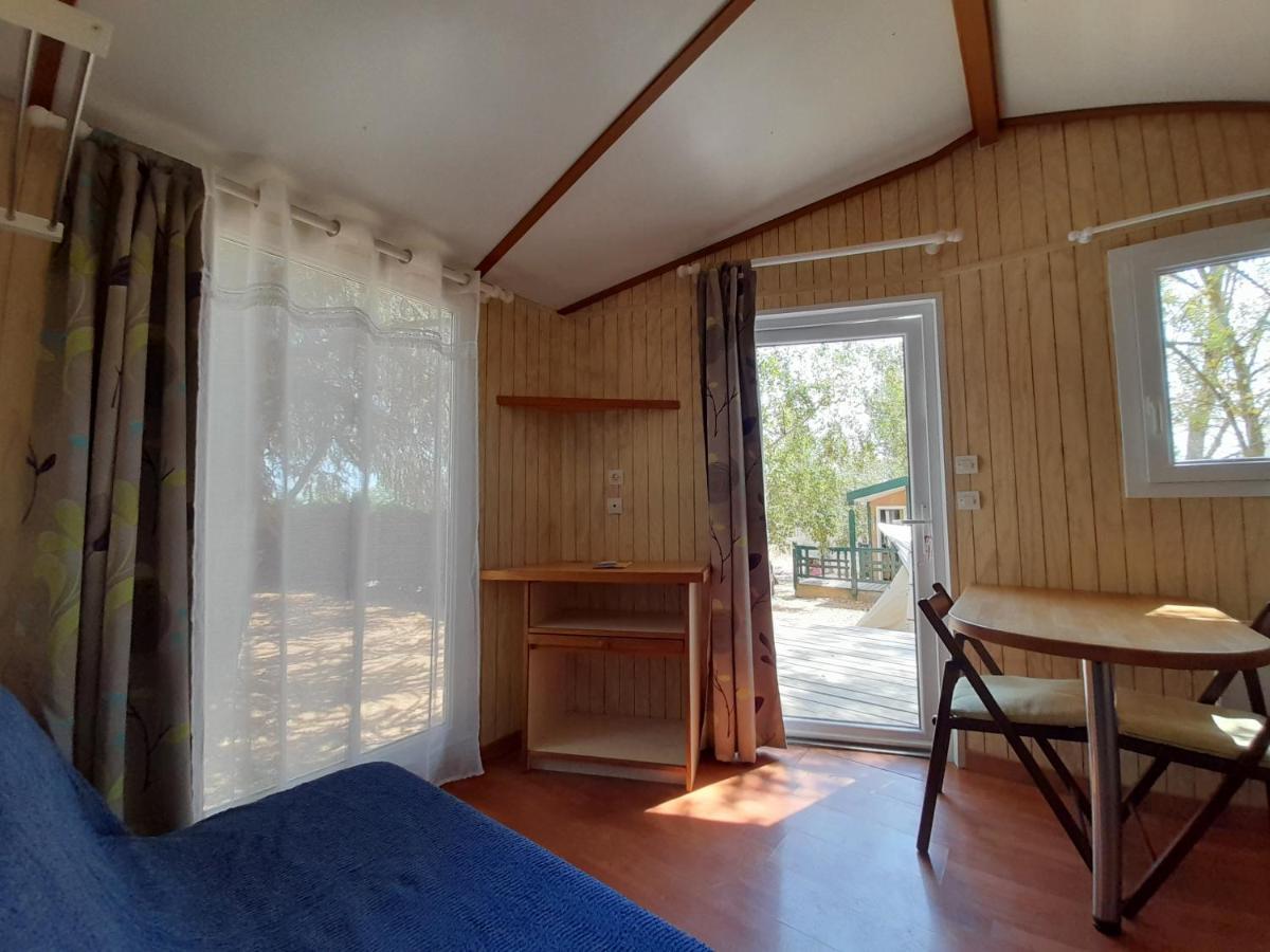 Hotel Paradise Challets And Camping Sarrecave Esterno foto