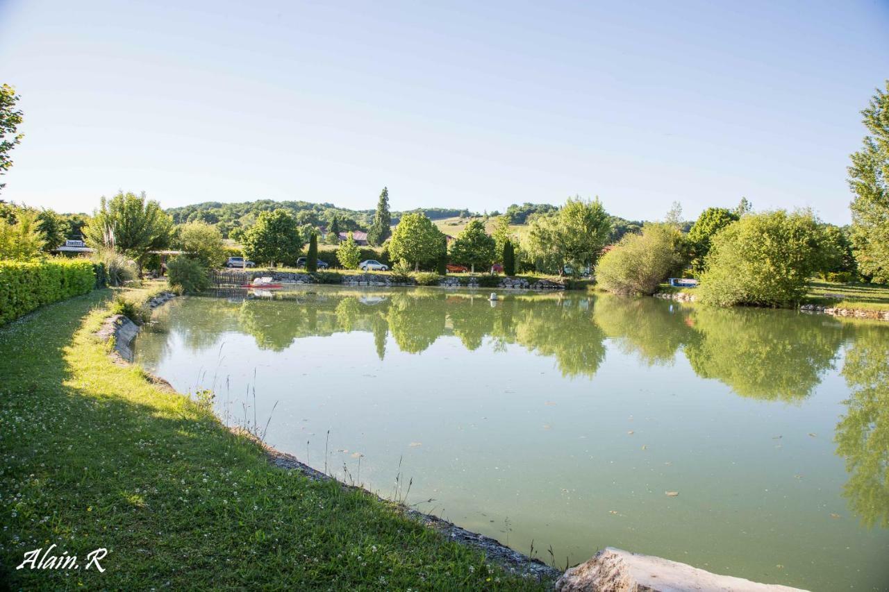 Hotel Paradise Challets And Camping Sarrecave Esterno foto