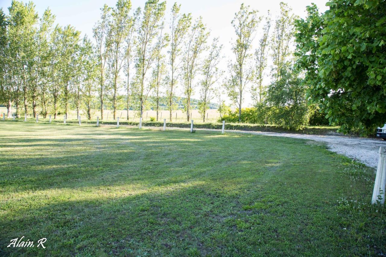 Hotel Paradise Challets And Camping Sarrecave Esterno foto